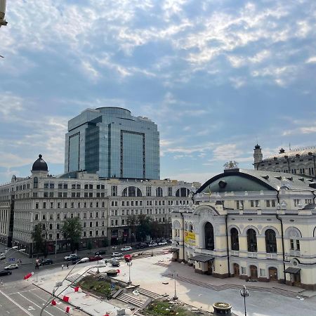 Amazing Opera View Kyiv Exterior photo