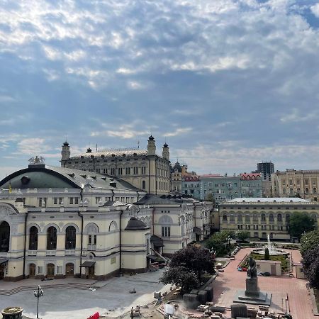 Amazing Opera View Kyiv Exterior photo