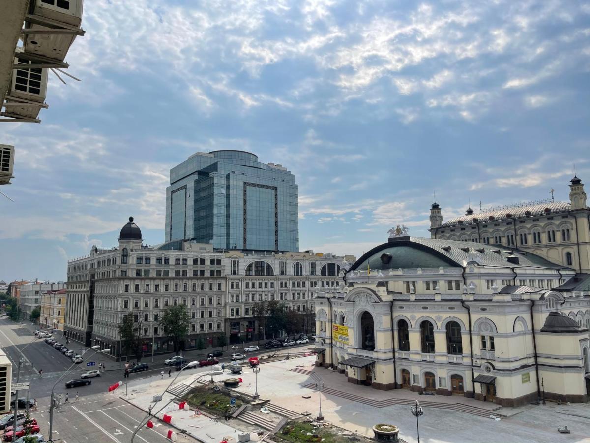 Amazing Opera View Kyiv Exterior photo